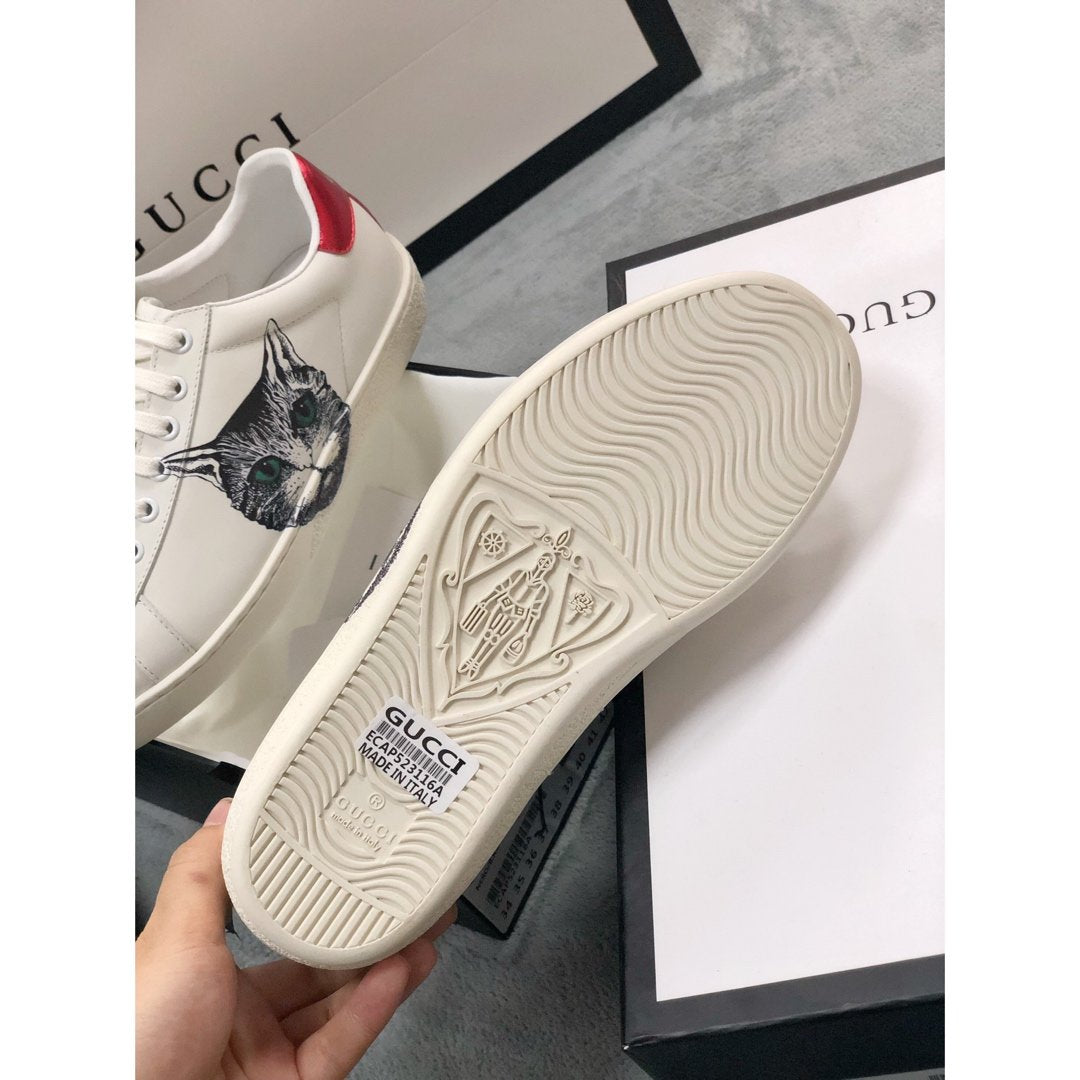 MO-GCI Ace Mystic Cat Sneaker 097