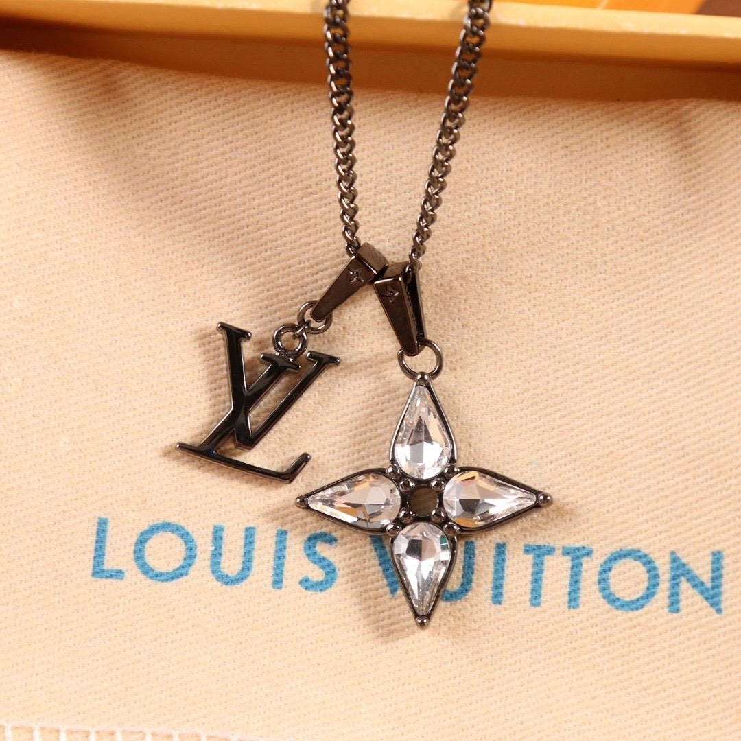 LV Necklaces 050