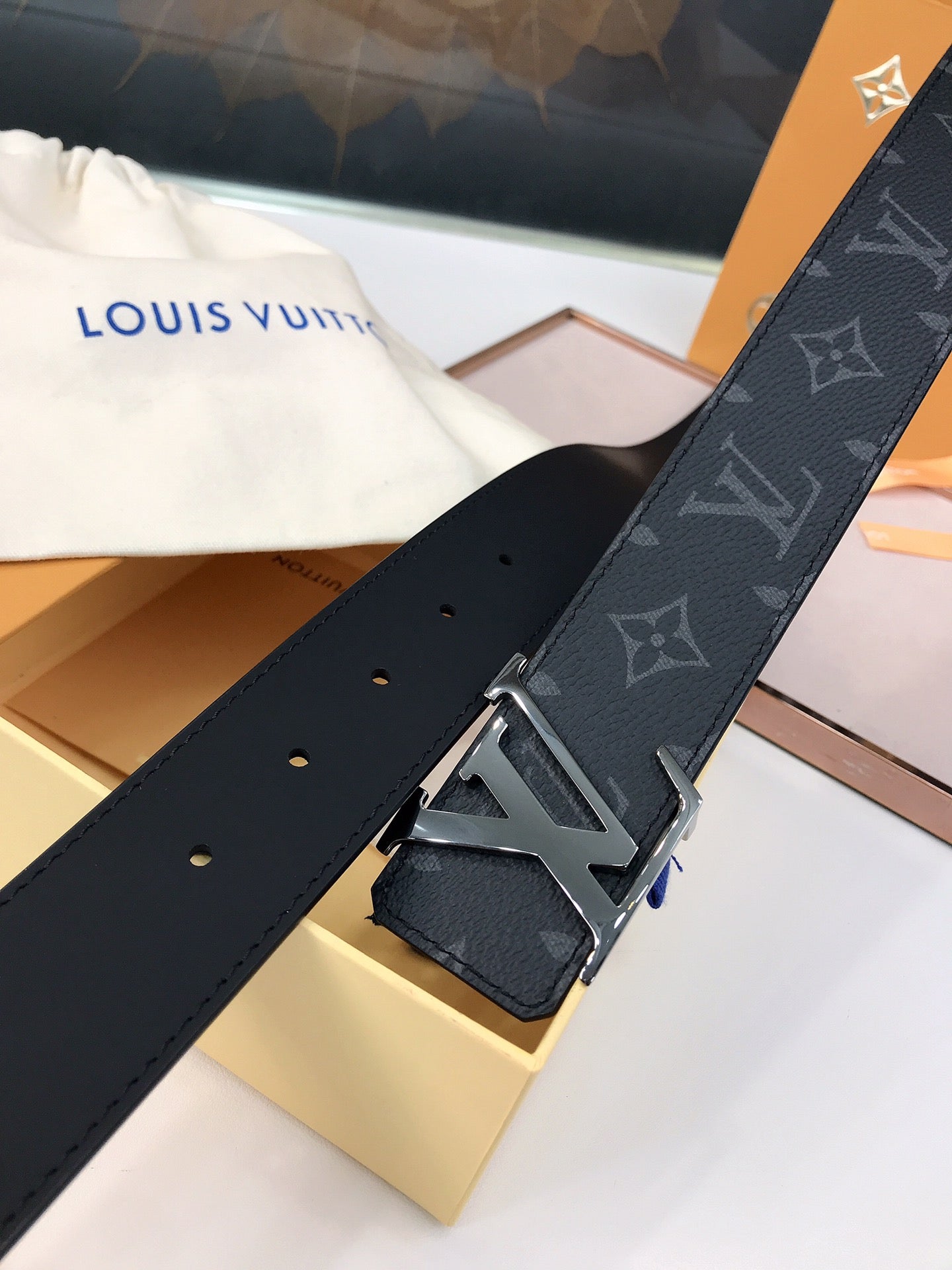 MV -Luxury  LUV  BELTS 003