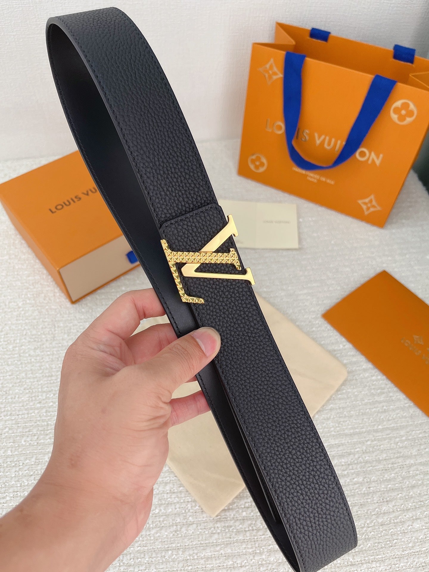 MV -Luxury  LUV  BELTS 023