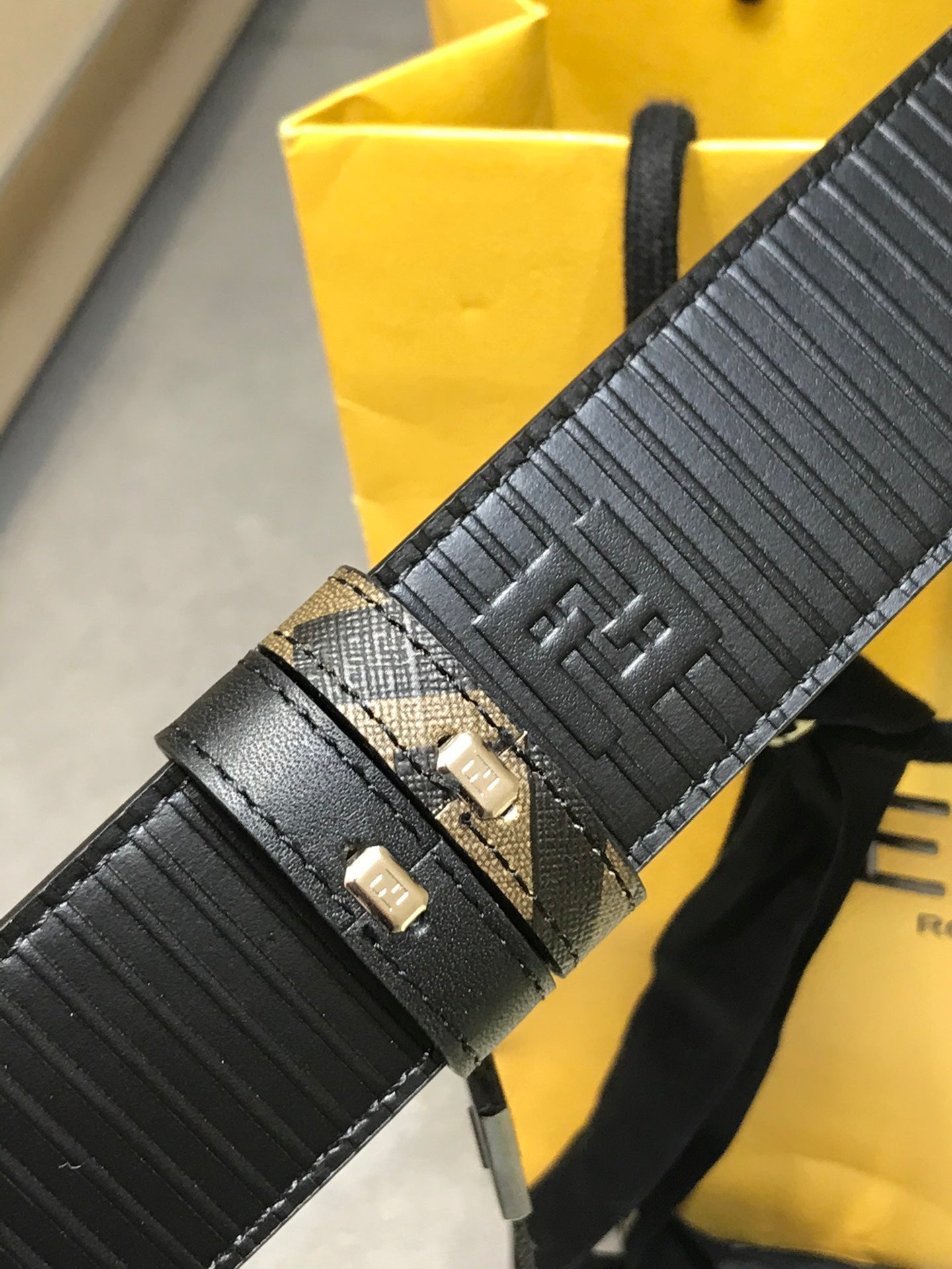 MV -Luxury  FEI  BELTS 007