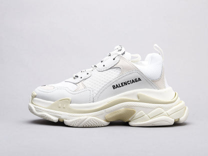 MO - Bla Triple S Pure White Sneaker