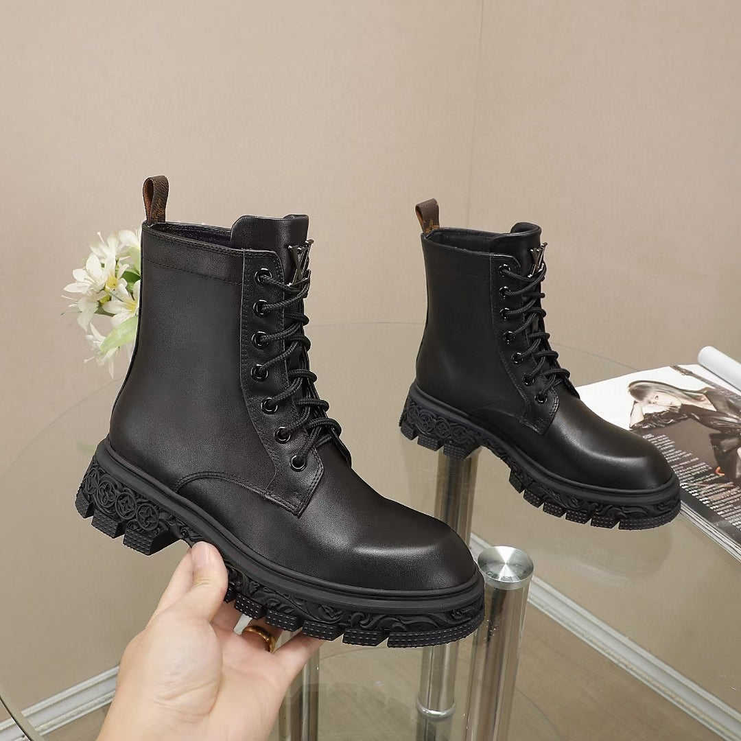 Top Quality LUV BOOTS 003