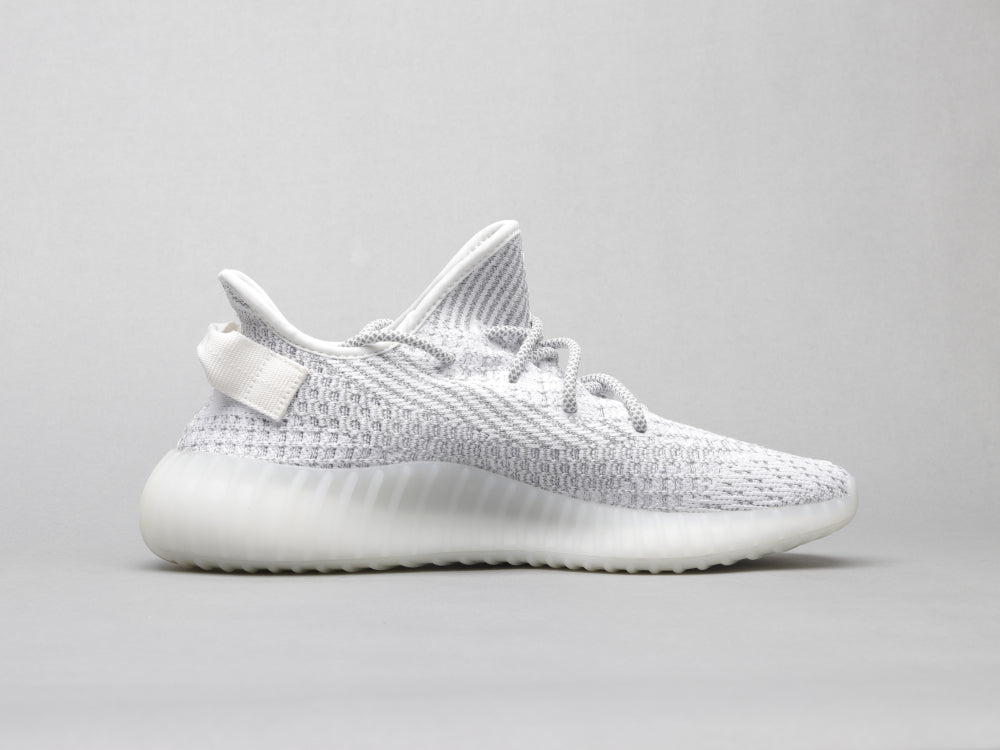 MO - Yzy 350 White Starry Sky Sneaker