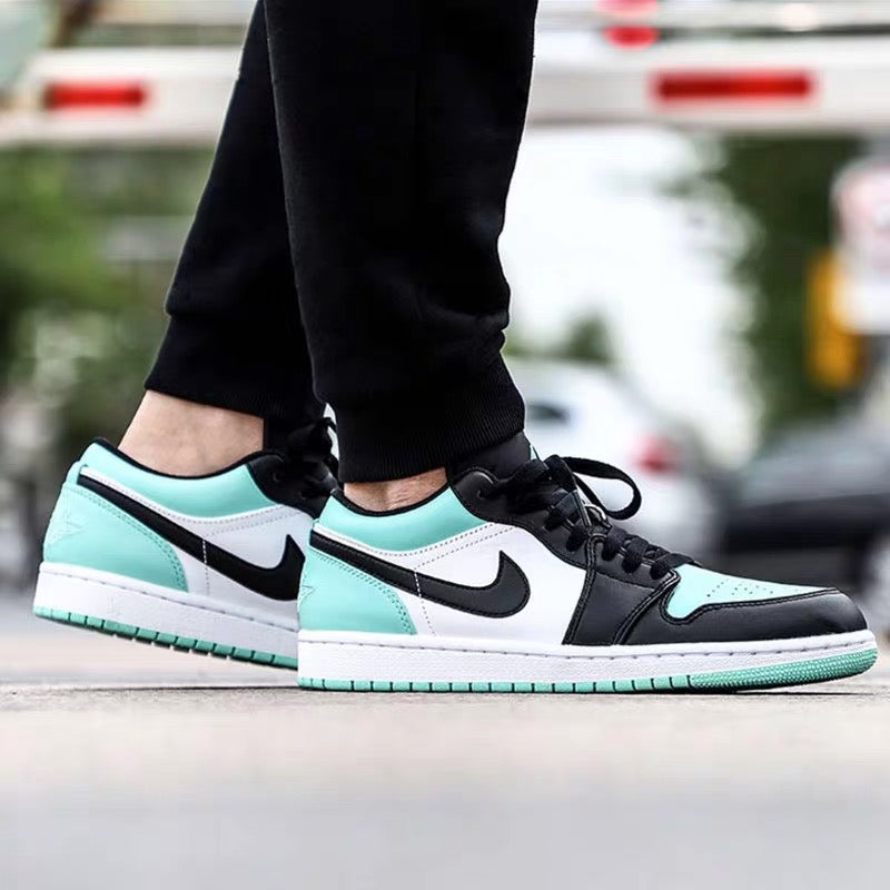 MO - AJ1 Mint Green