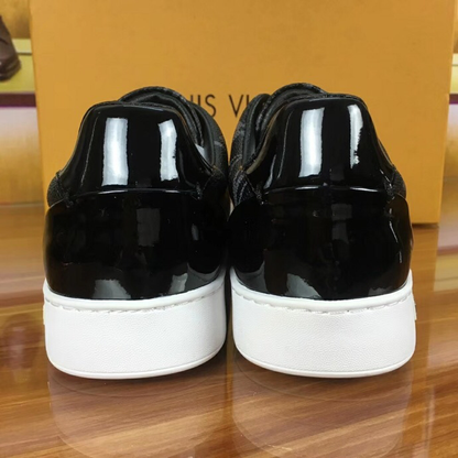 MO - Top Quality Luv Sneaker 047