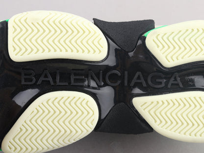 MO - Bla Triple S Black Green Sneaker