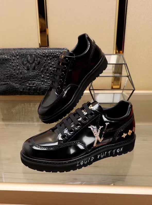 MO - LUV Black Sneaker