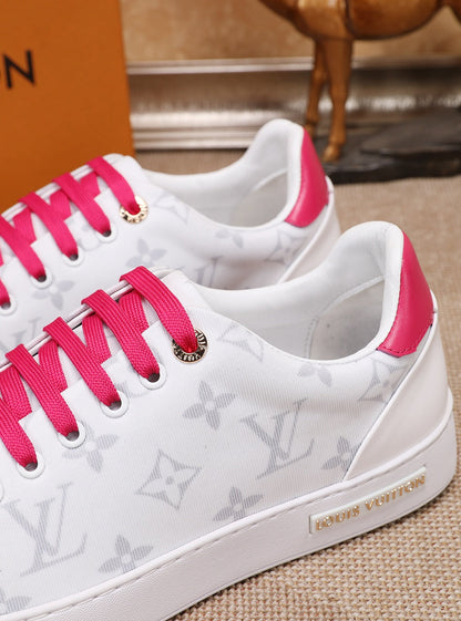 MO - LUV Time Out Pink And White Sneaker