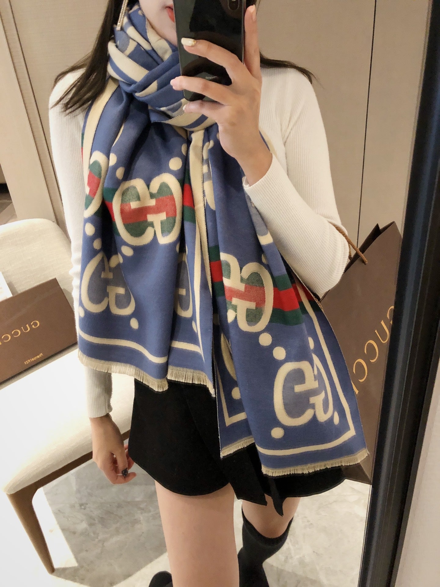 MO - Top Quality GCI Scarf 033