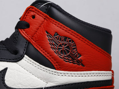 MO - AJ1 black red toe