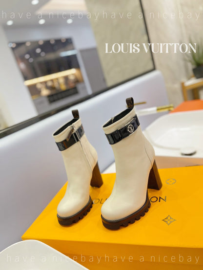 Top Quality LUV BOOTS 034