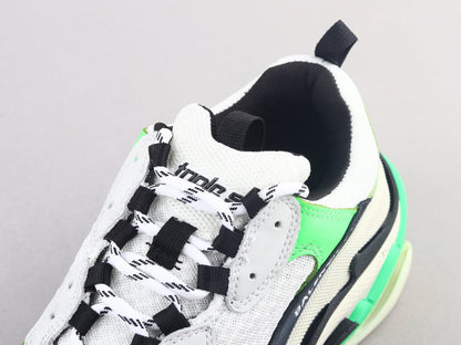 MO - Bla Triple S Black Green Sneaker