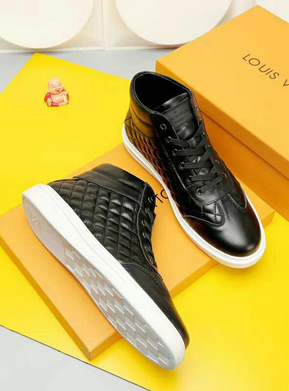 MO - LUV HIgh Top Metal Black Sneaker