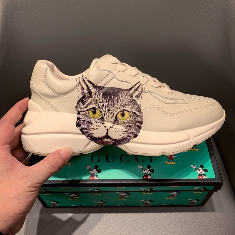 MO-GCI  RHYTON SNEAKER WITH CAT  134