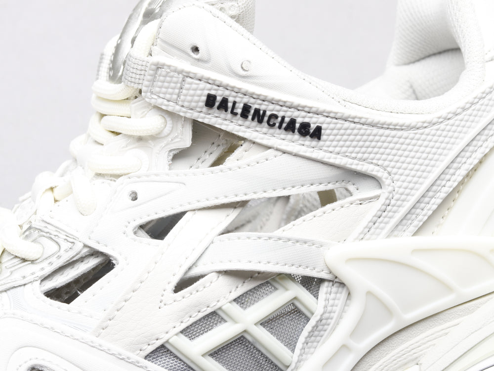 MO - Bla Track Hollow White Sneaker