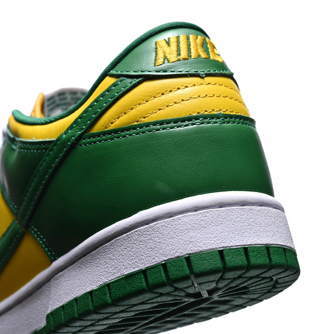 MO - NKE Dunk Low Brazil