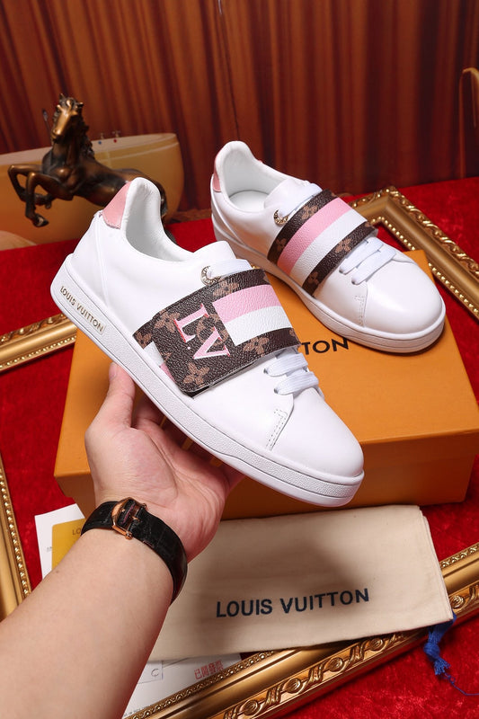 MO - LUV Font Row Pink Sneaker