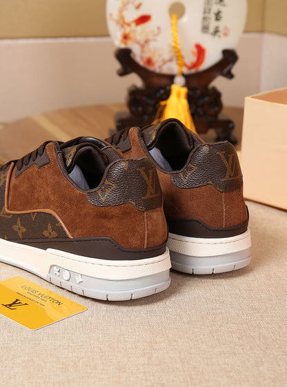 MO - LUV SurfaMO In Monogram Brown Sneaker