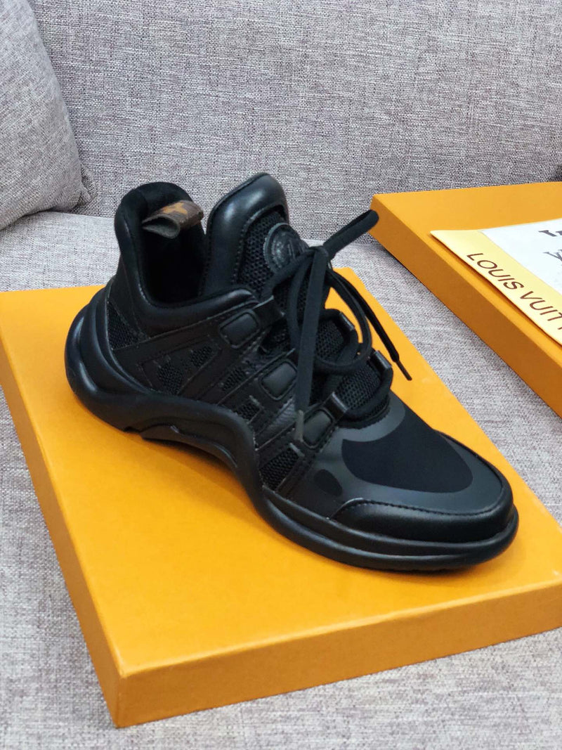 MO - LUV Archlight Full Black Sneaker