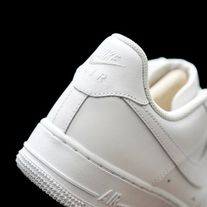 MO - AF1 Pure White Low Top