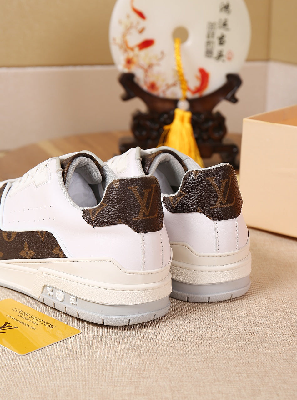 MO - LUV Brown White Sneaker