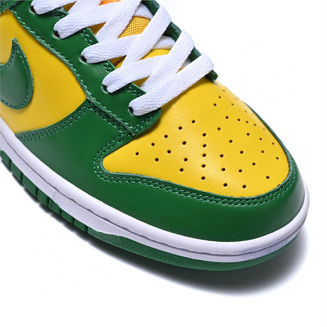 MO - NKE Dunk Low Brazil