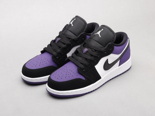 MO - AJ1 Black and purple toes