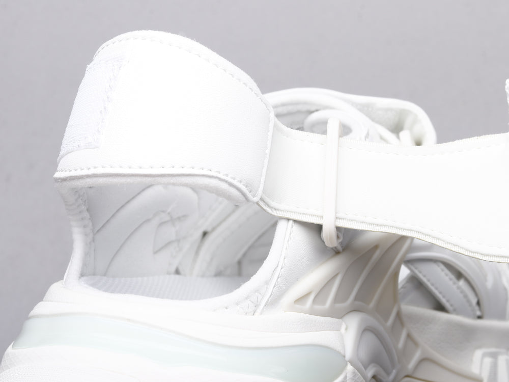 MO - Bla Track Sandals White Sneaker