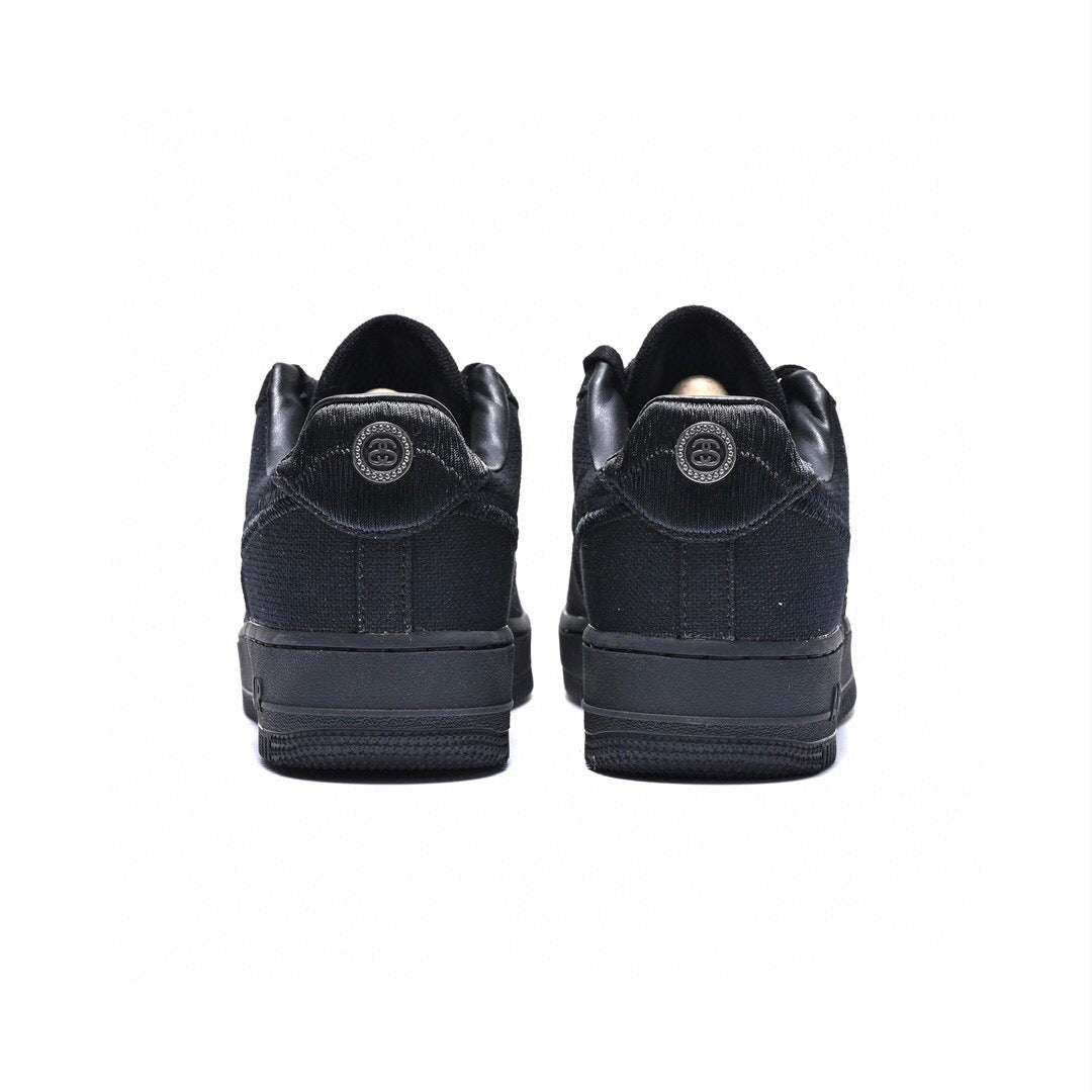 MO - AF1 x Stussy Collaboration Pure Black