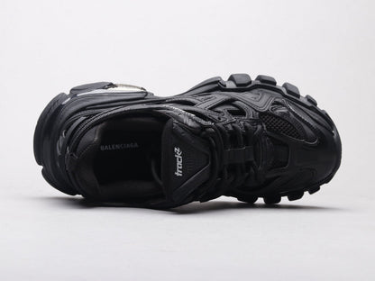 MO - Bla Track Hollow Black Sneaker