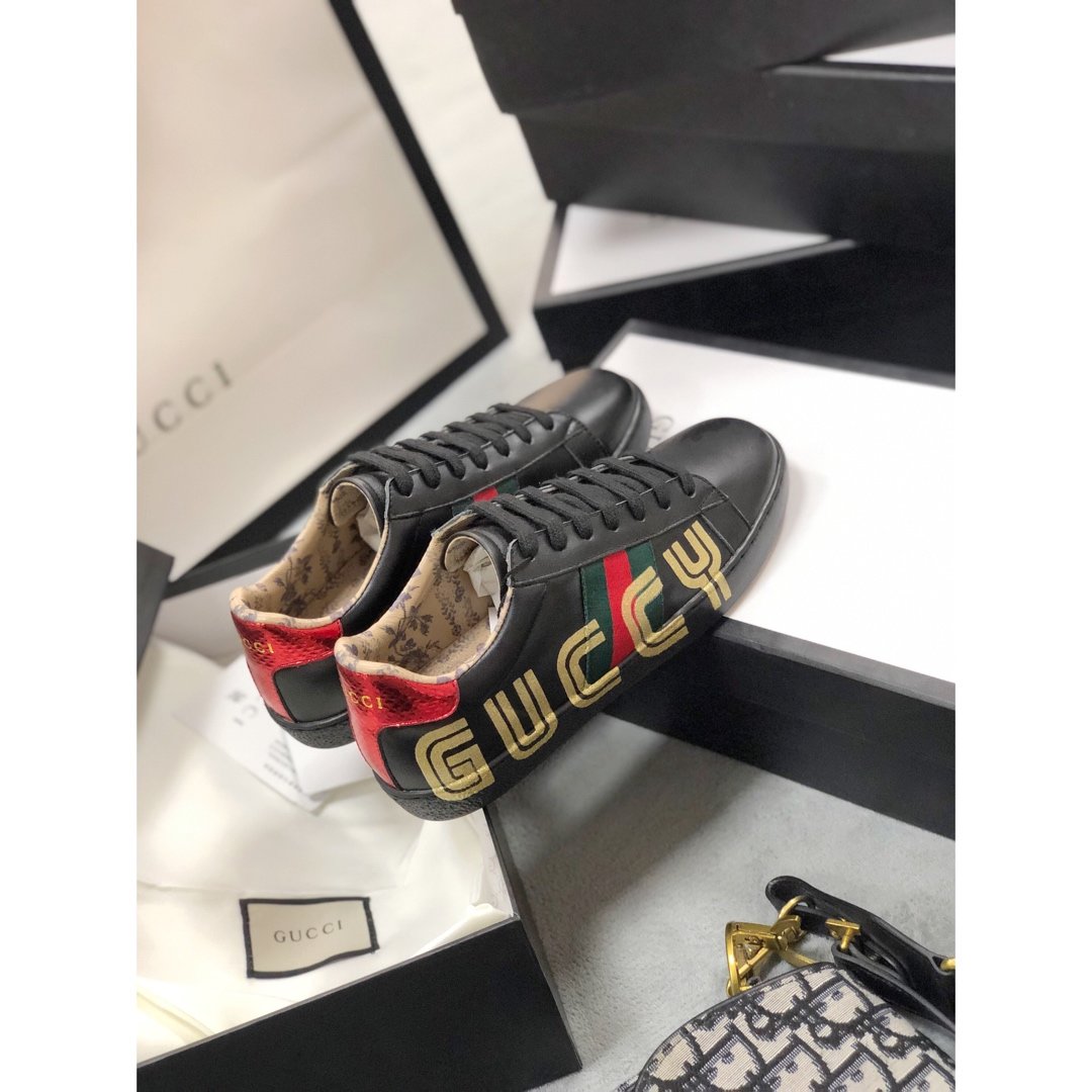 MO-GCI  Ace Mystic logo Sneaker 098