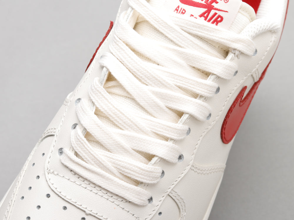 MO - AF1 retro white red low top