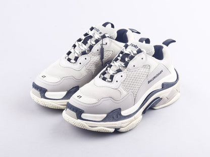 MO - Bla Triple S New Gray Sneaker