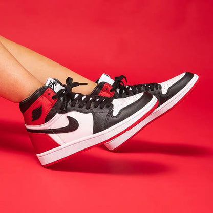 MO - AJ1 red silk black toe