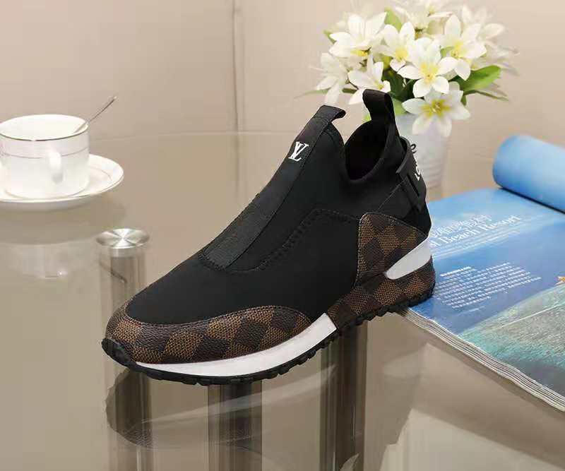 MO - Top Quality Luv Sneaker 075