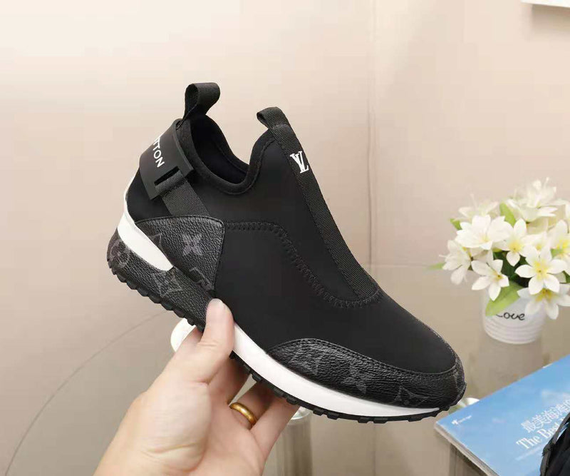MO - Top Quality Luv Sneaker 076