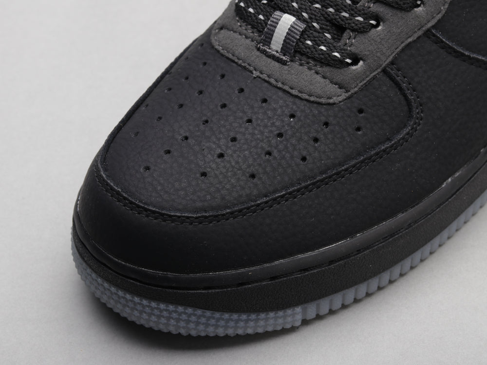 MO - AF1 luminous black grey