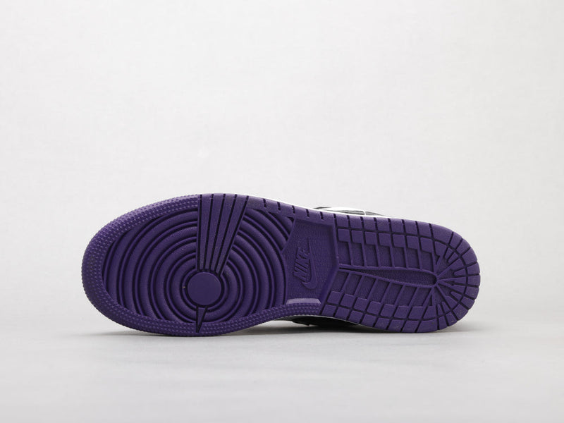 MO - AJ1 Black and purple toes