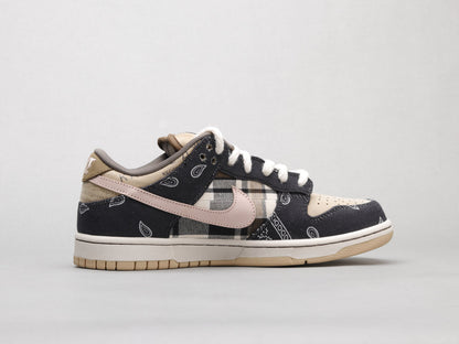 MO - Travis Scott x SB Dunk Low Cashew Blossom