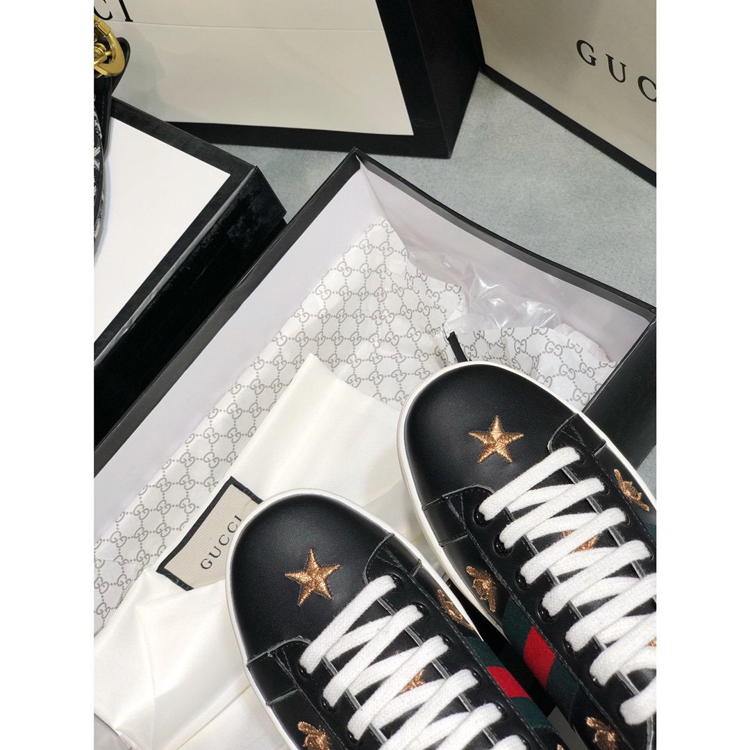 MO-GCI  Ace Embroidered 'Bees and Stars Sneaker 064