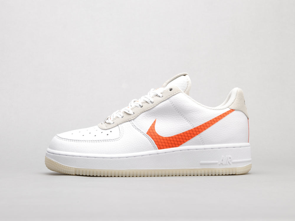 MO - AF1 luminous white orange