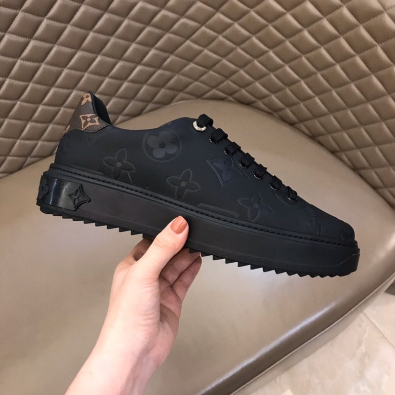 MO - LUV Casual Slip Black Sneaker