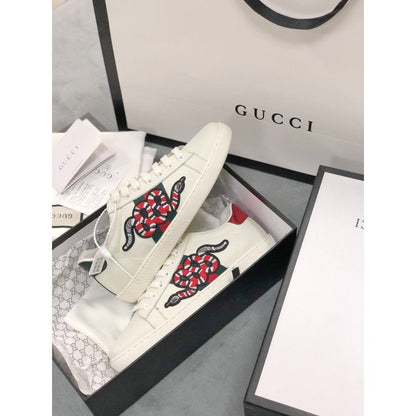 MO-GCI Embroidered  Ace Sneaker 080