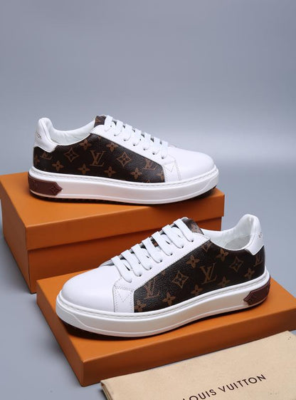 MO - Top Quality Luv Sneaker 105