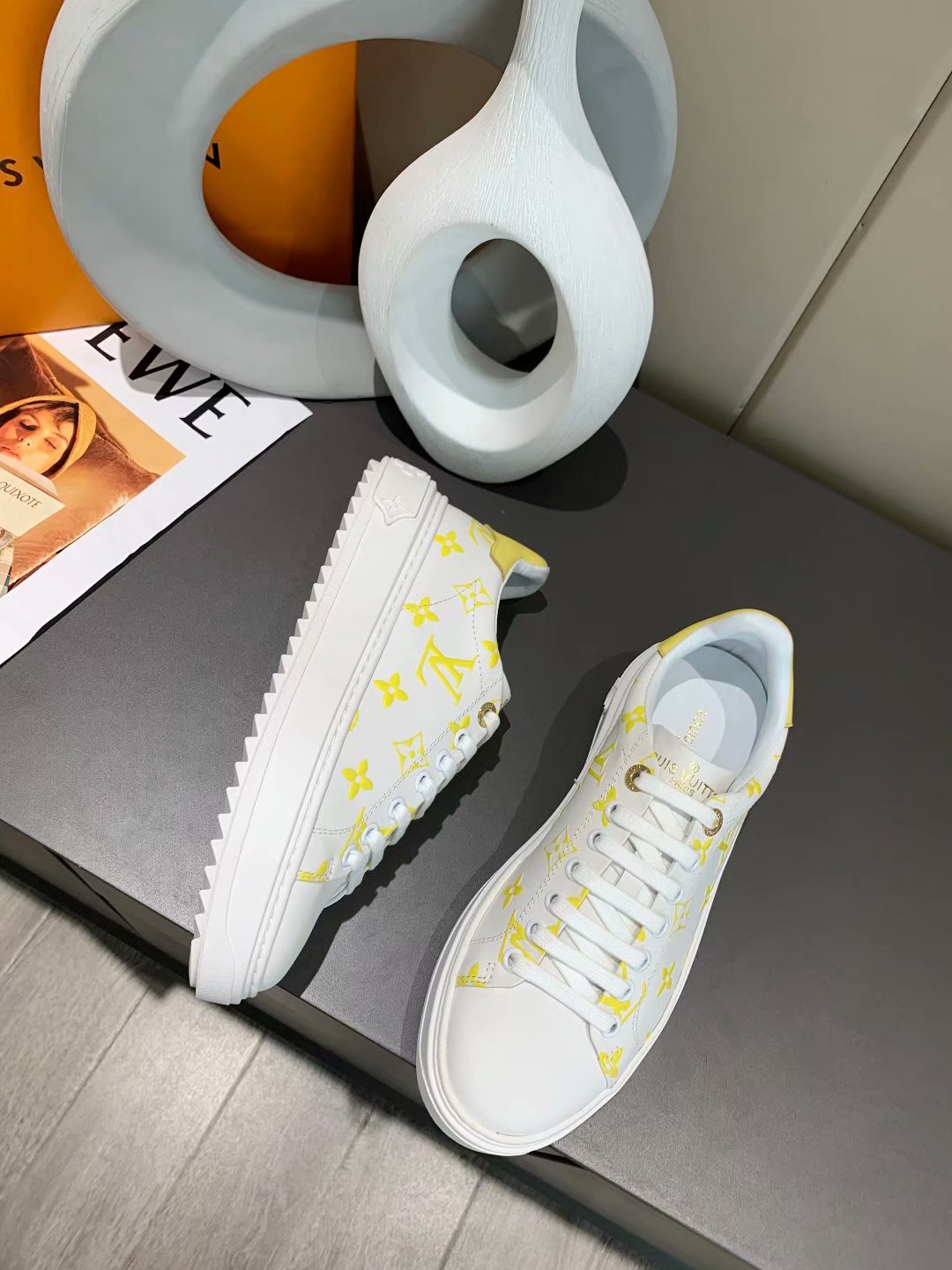 MO - LUV Time Out Yellow Sneaker