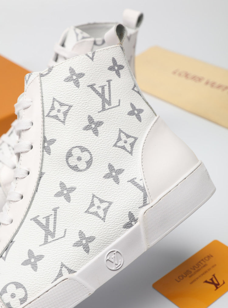 MO - LUV High Monogram White Boot Sneaker