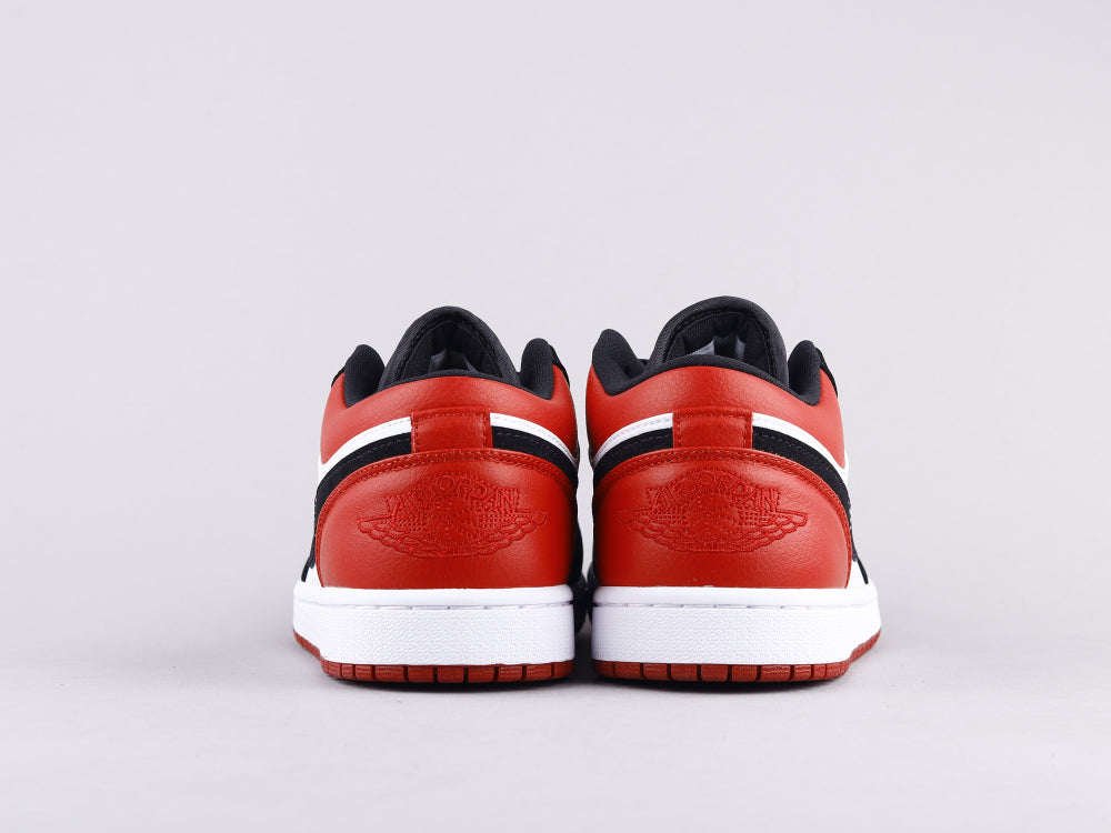 MO - AJ1 black toe