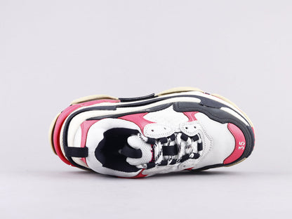 MO - Bla Triple S Black And White Powder Sneaker