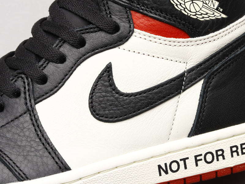 MO - AJ1 No resale of black and red